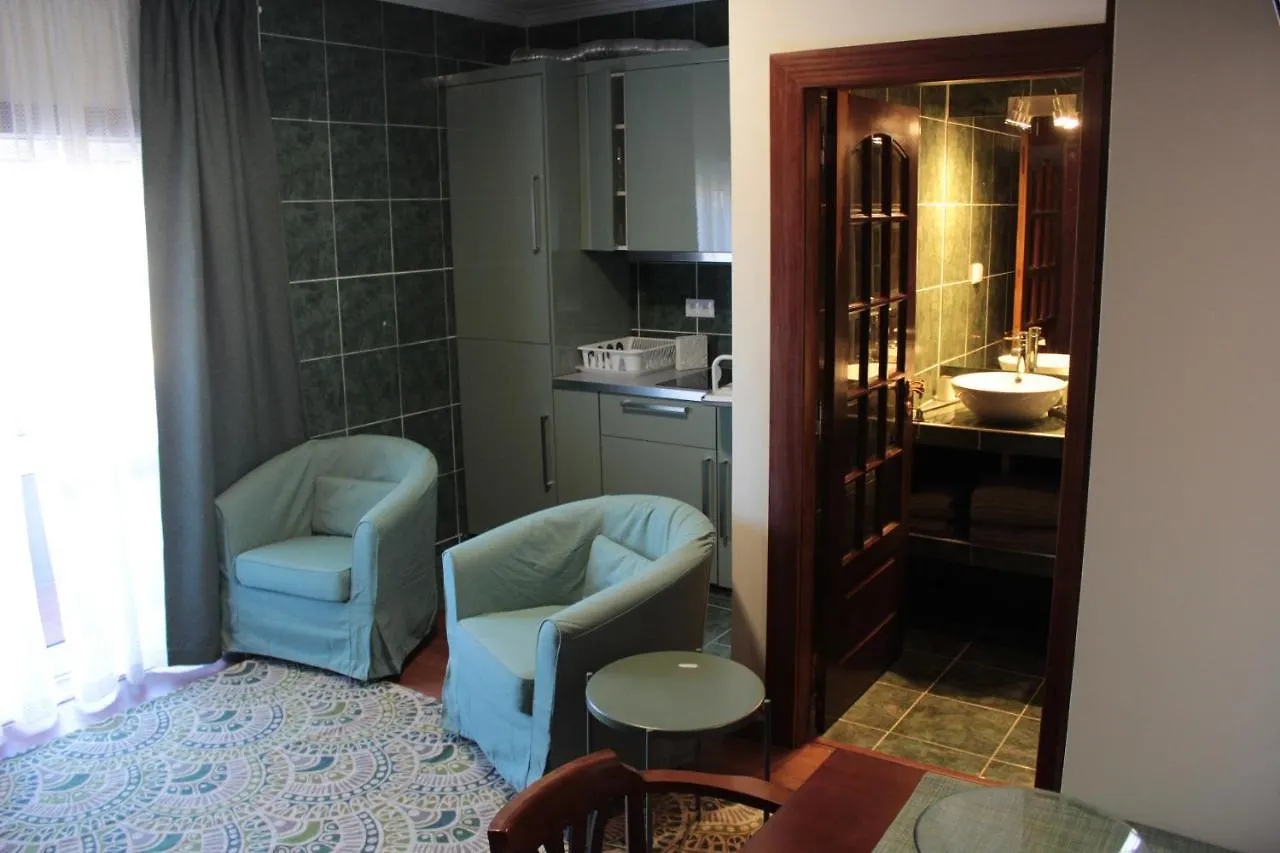Bed & Breakfast Xenia Alojamento Local Bed and Breakfast Coimbra